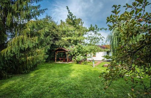 Szarvas House | Szalmaszál Vendégház