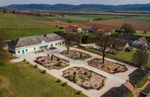 Zomba Villa | Szent Gaál Kastély