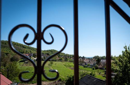 Szigliget Apartment | Szigligeti Mandula Kert Vendégház