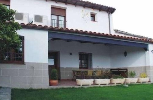 Malpartida de Plasencia House | Tía Tomasa Rural Cottage for 10 people