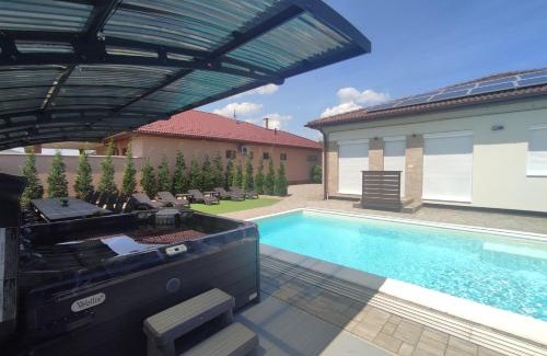 Algyo Apartment | Tópart Apartmanok * Algyő