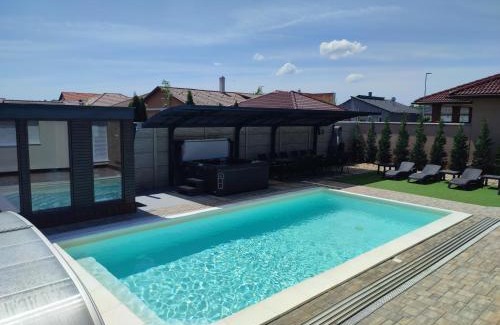 Algyo Apartment | Tópart Apartmanok * Algyő