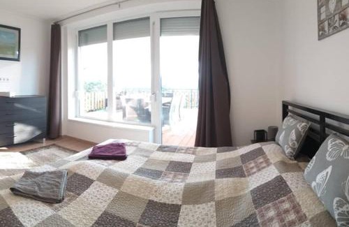 Veroce Apartment | Tölgyerdő Apartman