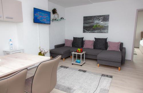 Duisburg Sud Apartment | T&K Apartments near Messe Fair Trade Düsseldorf und Airport 3B