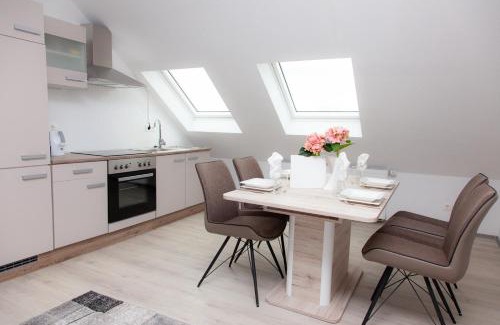 Duisburg Sud Apartment | T&K Apartments near Messe Fair Trade Düsseldorf und Airport 3B