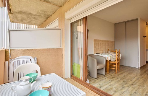 Barbotan-les-Thermes Apartment | T1 bis with WiFi, terrace, near Spas