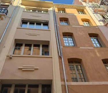 Old Town Apartment | T1 luxury Port Toulon Clim, Wi-Fi