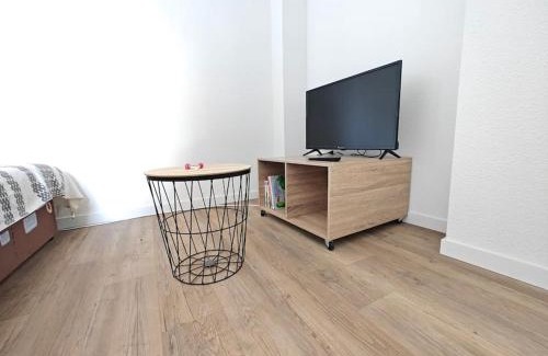 Langon Apartment | T2 à proximité des commerces - 1 à 4 pers -