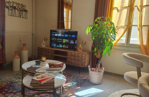 Chartres Apartment | T2 54m² parking Cœur de Chartres