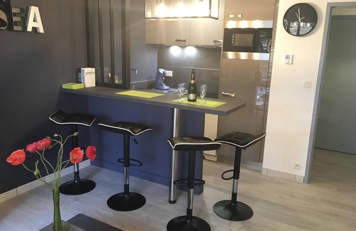 Pornichet Apartment | T2 FULL OF CHARM NEAR BEACH AND CHÂTEAU DES TOURELLES