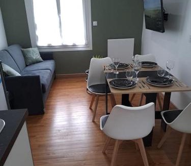 Oasis - Maroc Apartment | T2 Jacky IC./Moto/Circuit 24h/Oasis/Antares