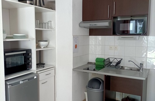 Salies-de-Bearn Apartment | T2 Jardinet PMR Avec Dans Résidence Avec Piscine - D71