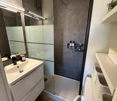 Chateau-d'Olonne Apartment | T2 neuf- Balcon-Vue privilégiée Océan - Sud Ouest