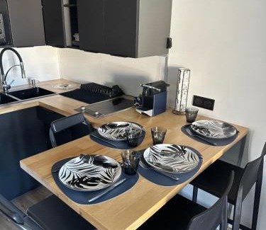 Chateau-d'Olonne Apartment | T2 neuf- Balcon-Vue privilégiée Océan - Sud Ouest