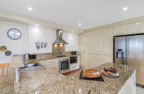 Port Macquarie Apartment | T21 Tasman Towers Penthouse Apt 21