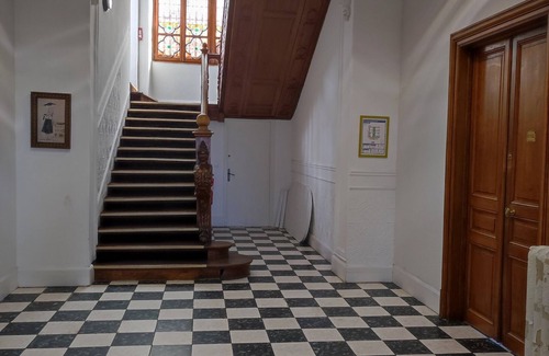 Jausiers Apartment | T4 duplex, heated pool, WiFi, pets allowed