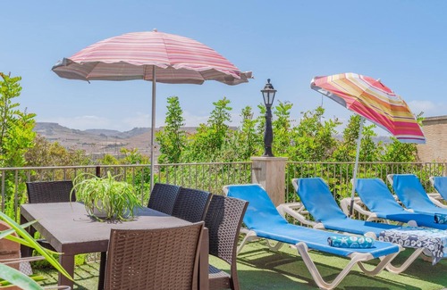 Xaghra Villa | Ta Danjela 4 Bedroom Villa With Private Pool