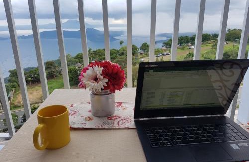Tagaytay Apartment | Taal Room