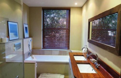 Newlands Villa | Table Mountain Villa