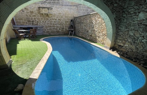 Xewkija Villa | Tac-Cikkarell Farmhouse