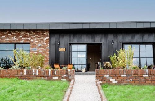 Roscoe House | Tackle Lodge at Angliham Estate