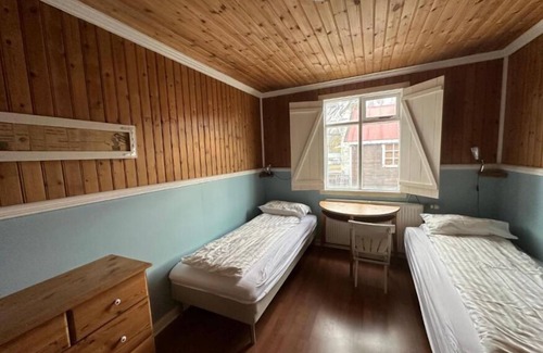 Reydarfjoerdur House | Taergesen Guesthouse