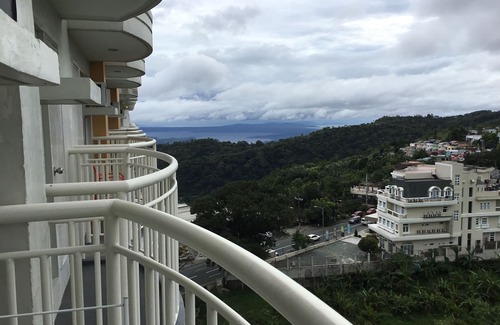San Jose Condo | Tagaytay Condo With Free Swimming Pool & Viewing Deck