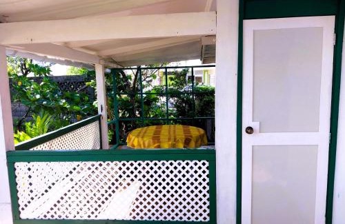 Arue House | TAHITI - Matavai Bay Cottage