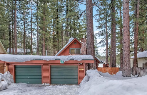 Al Tahoe Cabin | Tahoe Log Cabin-Hot Tub-Seasonal Lease 31 Days +
