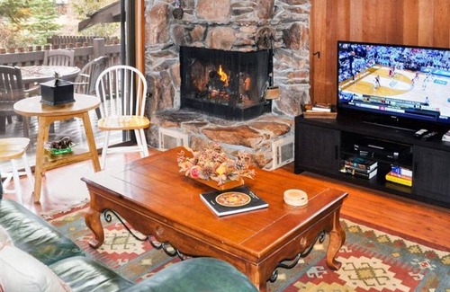 Tahoe Sierra Estates House | Tahoe Taverns 101 by Tahoe Mountain Properties