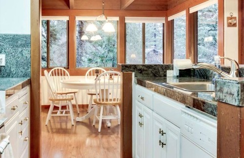 Tahoe Sierra Estates House | Tahoe Taverns 101 by Tahoe Mountain Properties