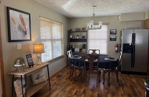 Norfork House | Tailwaters Trout and Lake Retreat! Inviting home minutes to River and Lake!