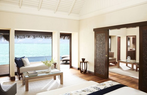 Emboodhu Finolhu Resort | Taj Exotica Resort And Spa