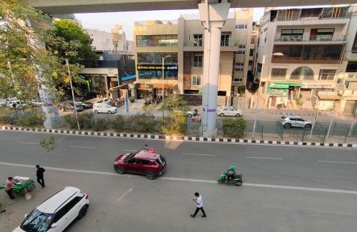 Kailash Colony House | Taj Inn Residency