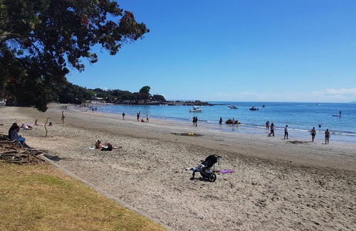 Takapuna House | Takapuna Beach Accommodation
