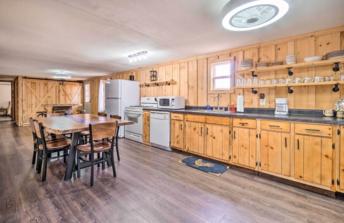 East Fultonham House | 'Take 5 Relax, Rest, Refresh' with Yard & Pond!