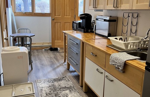 Dupont Apartment | Take it easy at this unique country getaway.nn