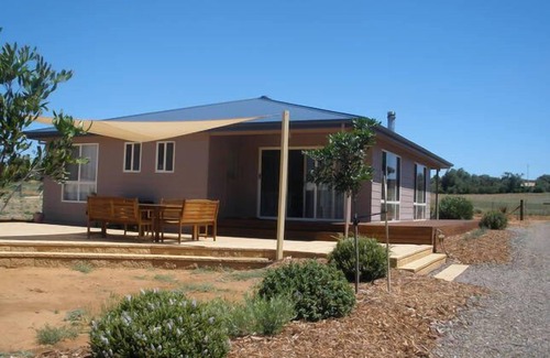 Caloote House | Take time out with your family and friends