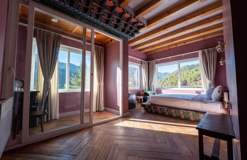 Paro Hotel | Taktsangri-La