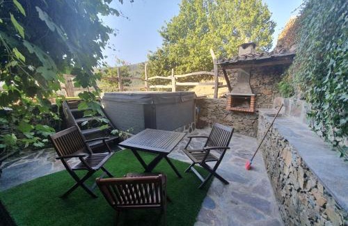 Lousa House | Talasnal Montanhas de Amor