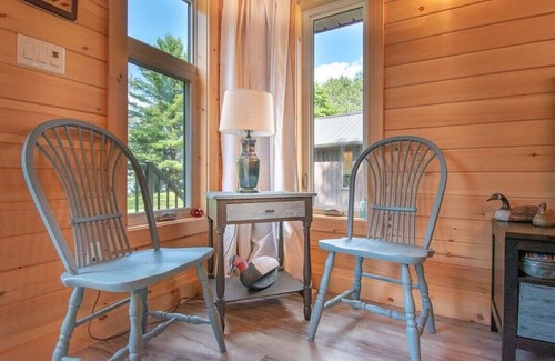 Bolsover Cottage | Talbot - Pineview - Two Bedroom Cottage, Sleeps 5