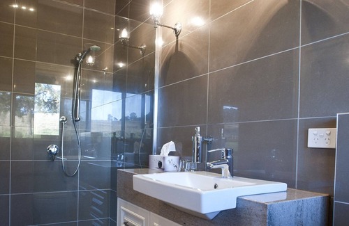 Tonimbuk Bed & Breakfast | Tallawarra Homestead
