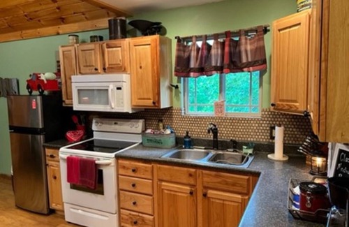 Hilham Cabin | Talley's Cabins And Breakfast By Dale Hollow Lake. Right Where You Want To Be!