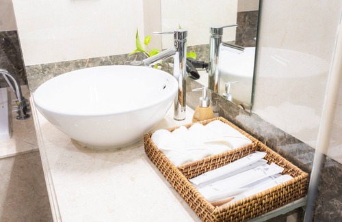 Kim Bang Hotel | Tam Chuc Complex