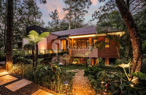 Bandung Villa | Taman Wisata Bougenville