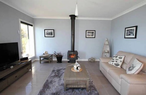 Kayena Cottage | Tamar Boat House - Boutique Waterfront Property