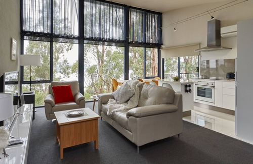 Grindelwald Hotel | Tamar River Apartments
