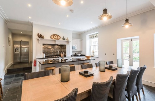 Llanelltyd House | TAN LLAN, pet friendly, luxury holiday cottage in Llanelltyd