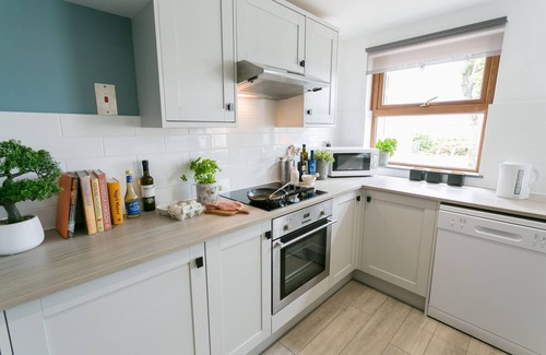 Bangor Cottage | Tan y Bryn Bach - a snowdonia that sleeps 5 guests in 2 bedrooms