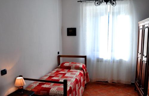 Cantalupo Ligure Apartment | Tana Degli Orsi